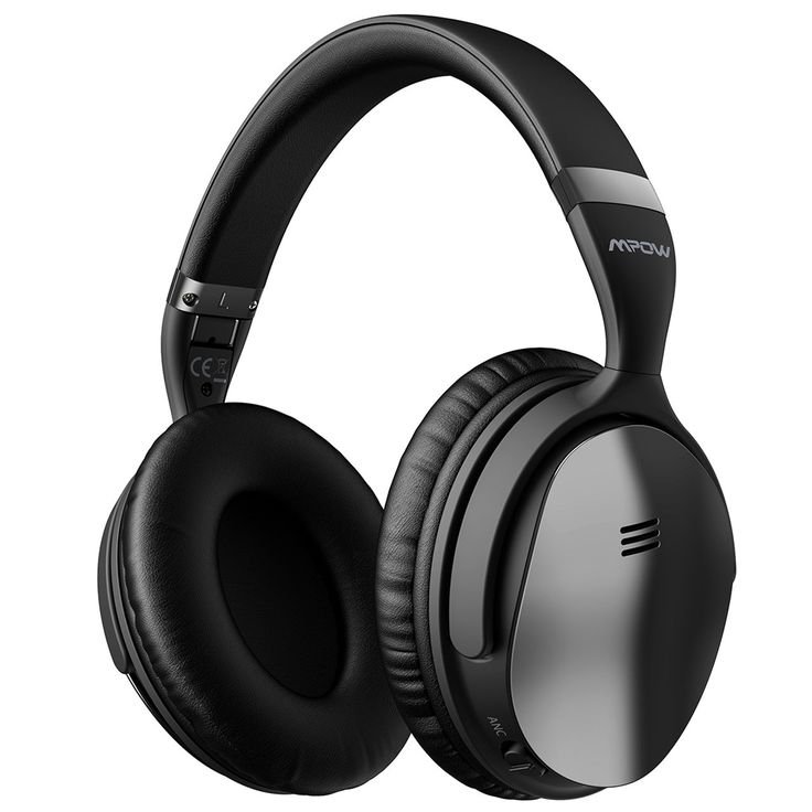 Featured image for The Best Noise-Canceling Headphones of the Year